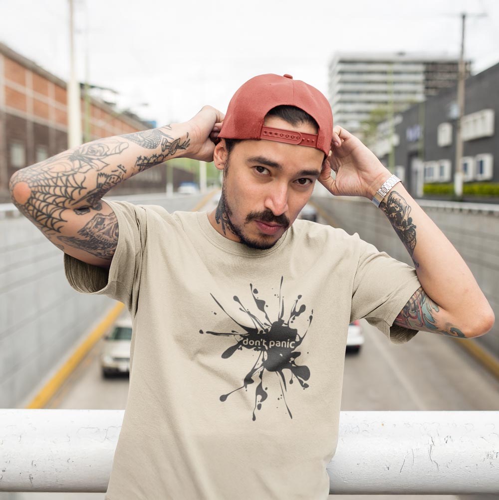 DON'T PANIC – streetwear tričko z bio bavlny. | FleekFox v barvě