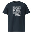 THE BIGGEST MISTAKE – streetwear tričko z bio bavlny | FleekFox v barvě India Ink Grey